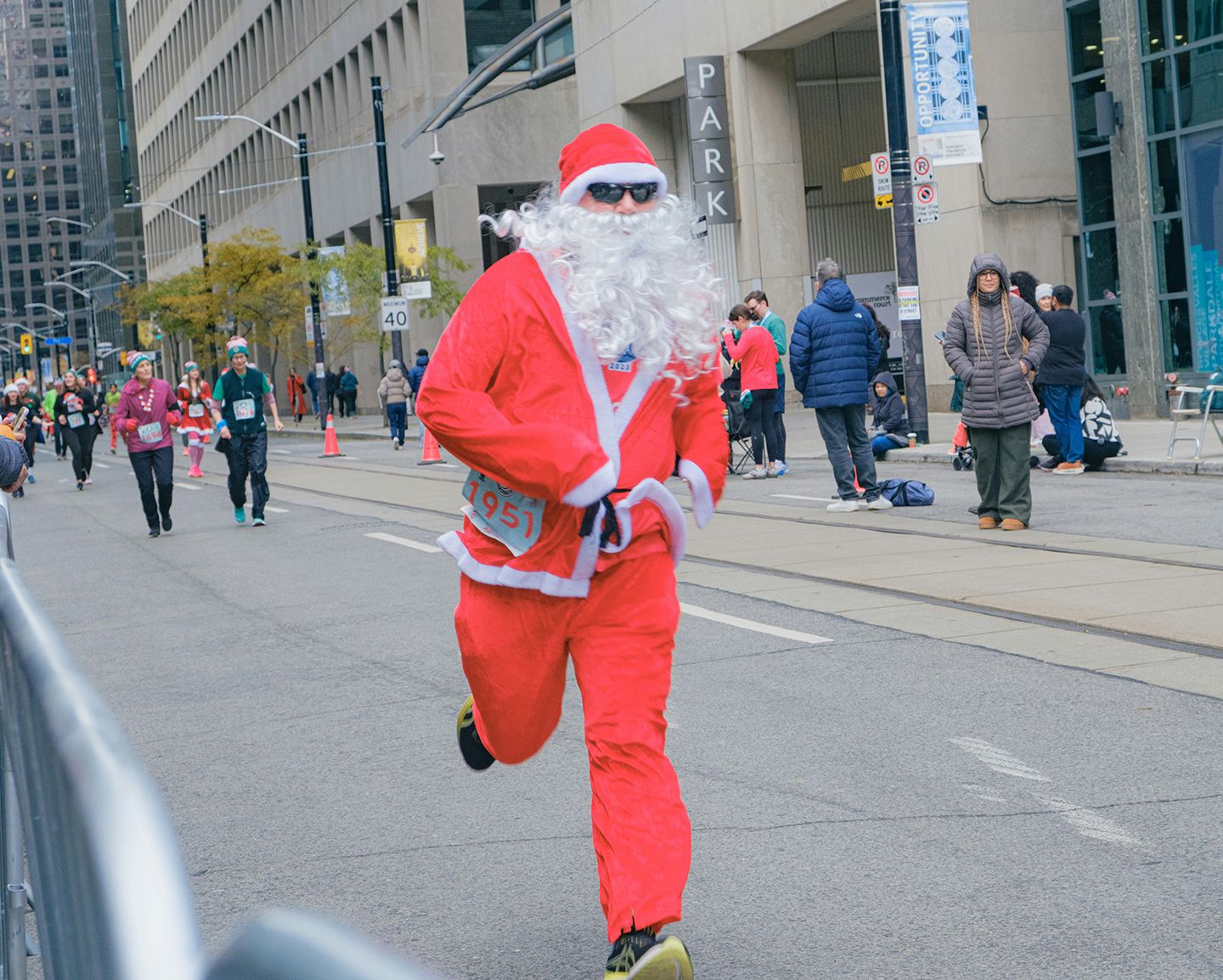 Embracing the Festive Season: A Balanced Approach to Triathlon and Run Training Over Christmas